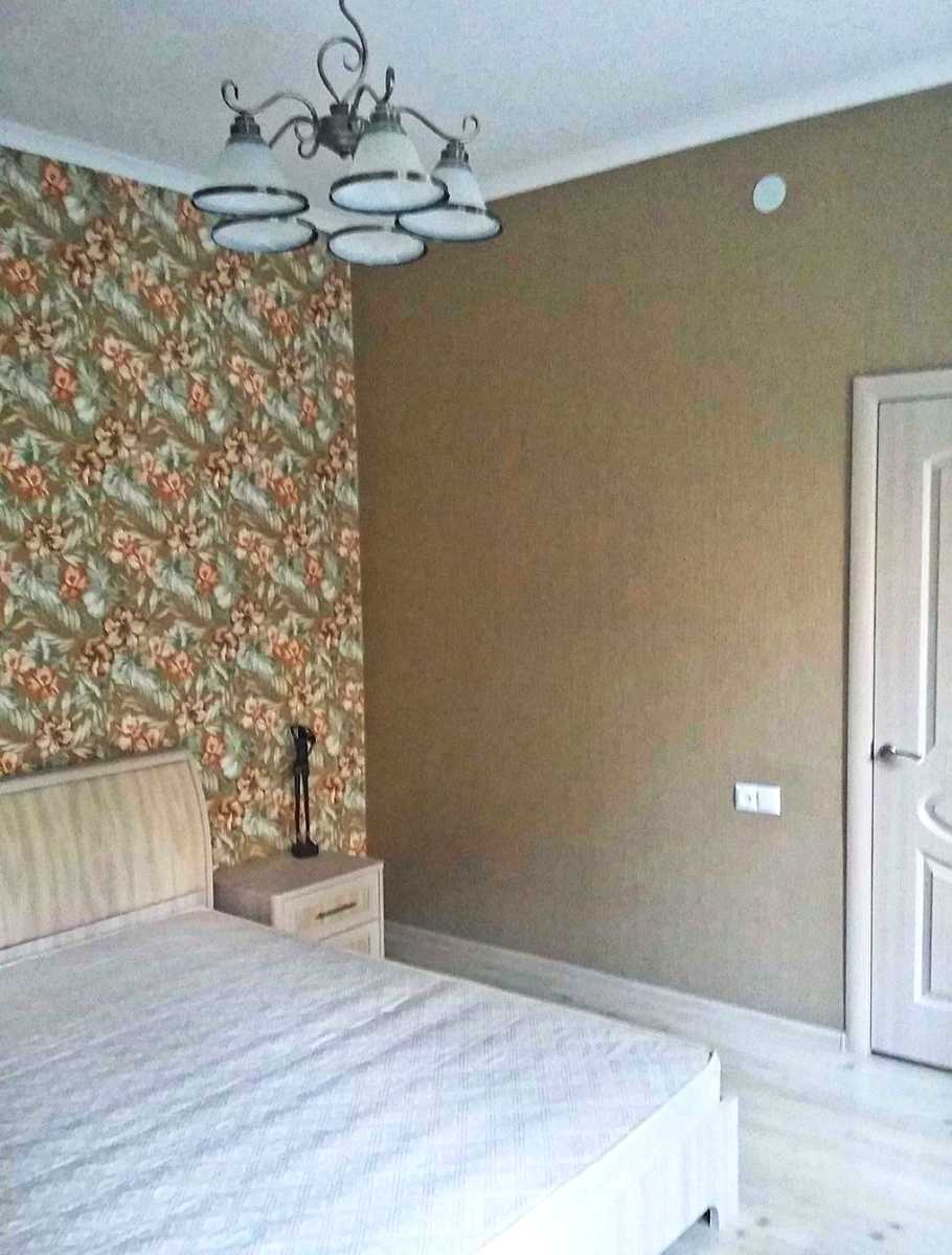 1878761967201346