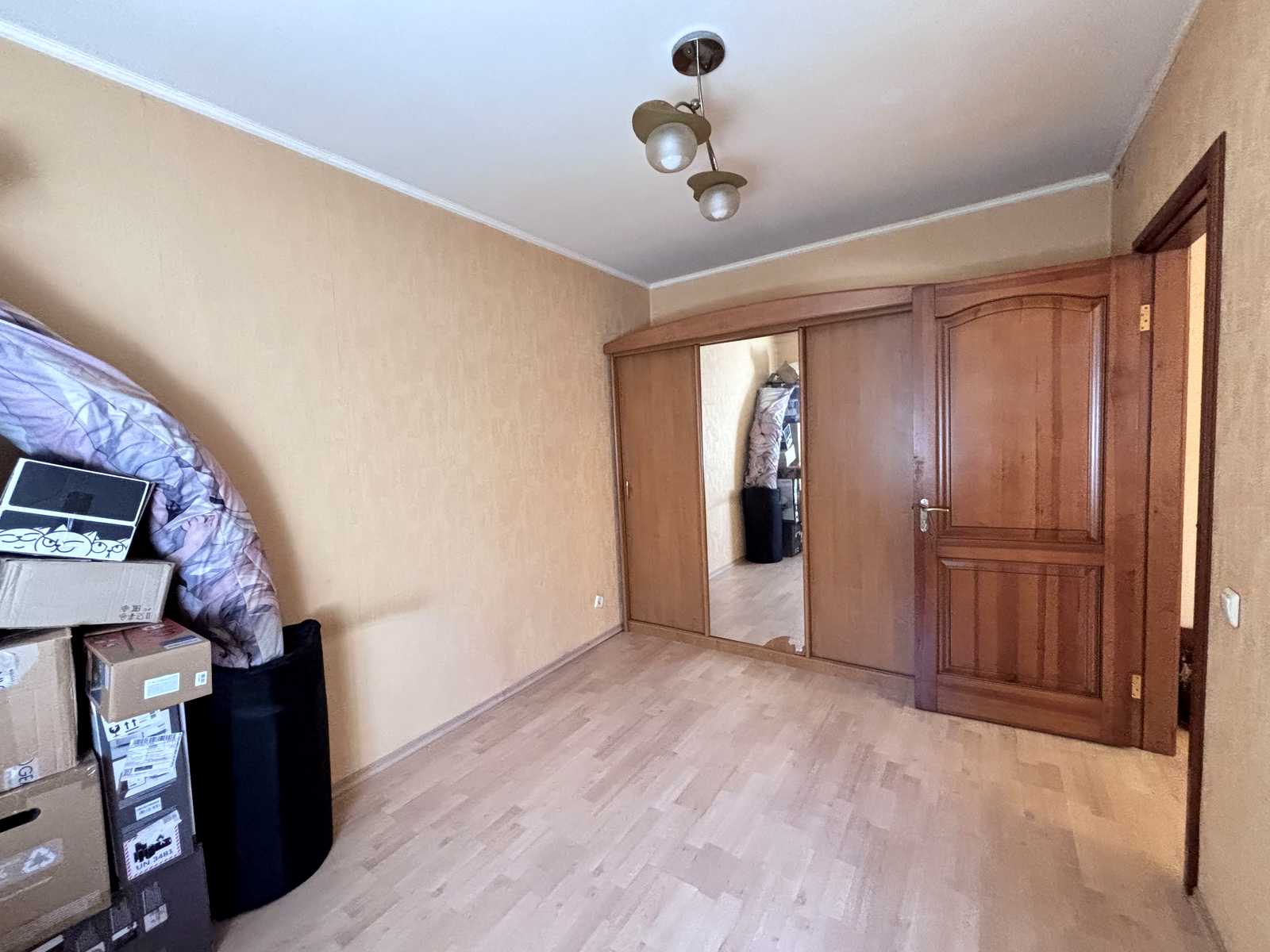 1878762709634295