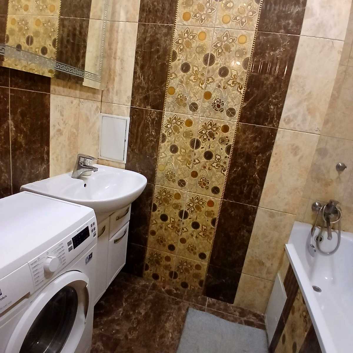 1878764763289939