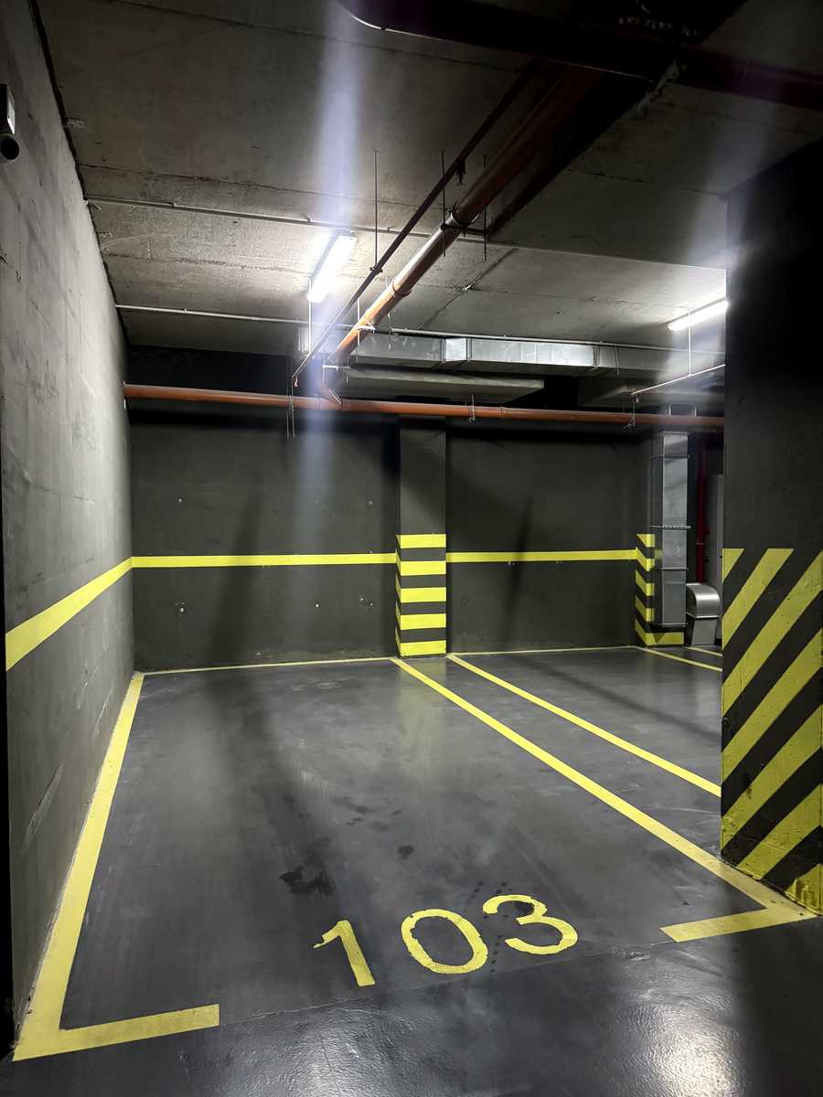 1878765325930793