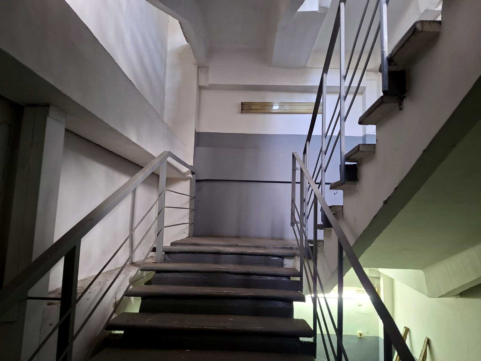 1878767660240955
