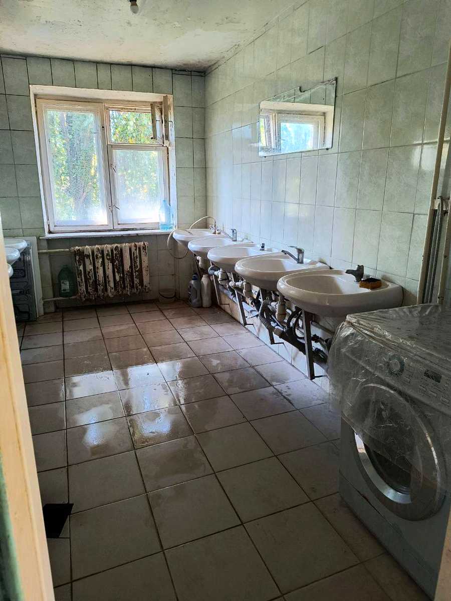 1878773340103695