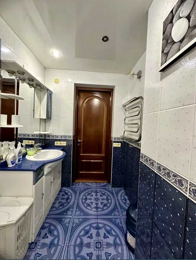 1878773720642765