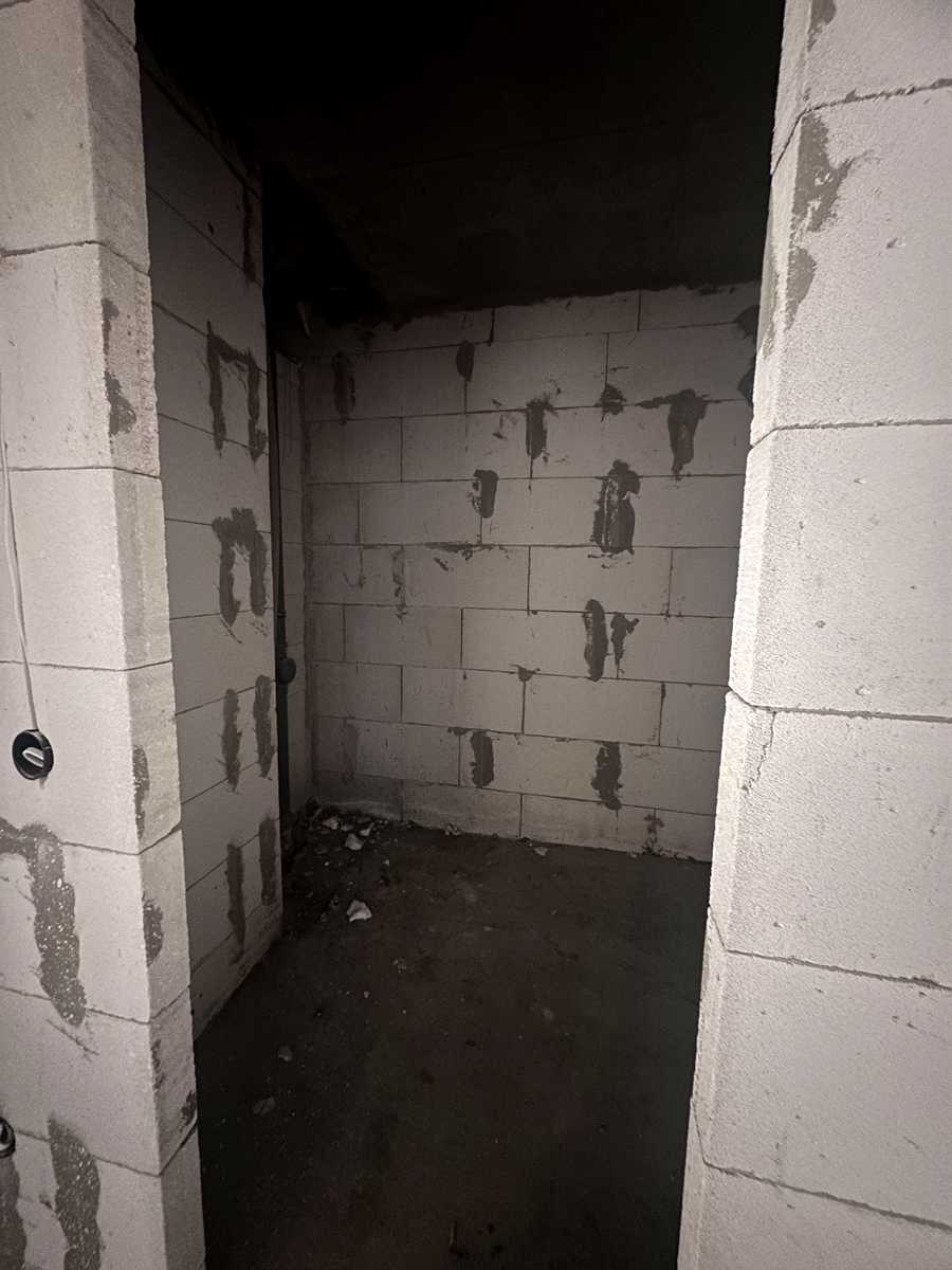 1878778475586352