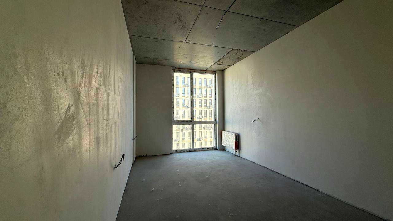 1878782763382229