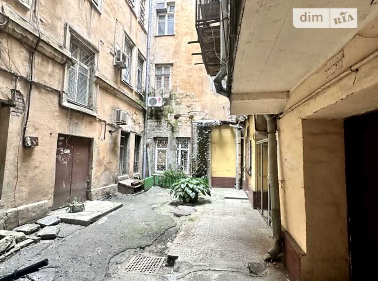 1878783468649934