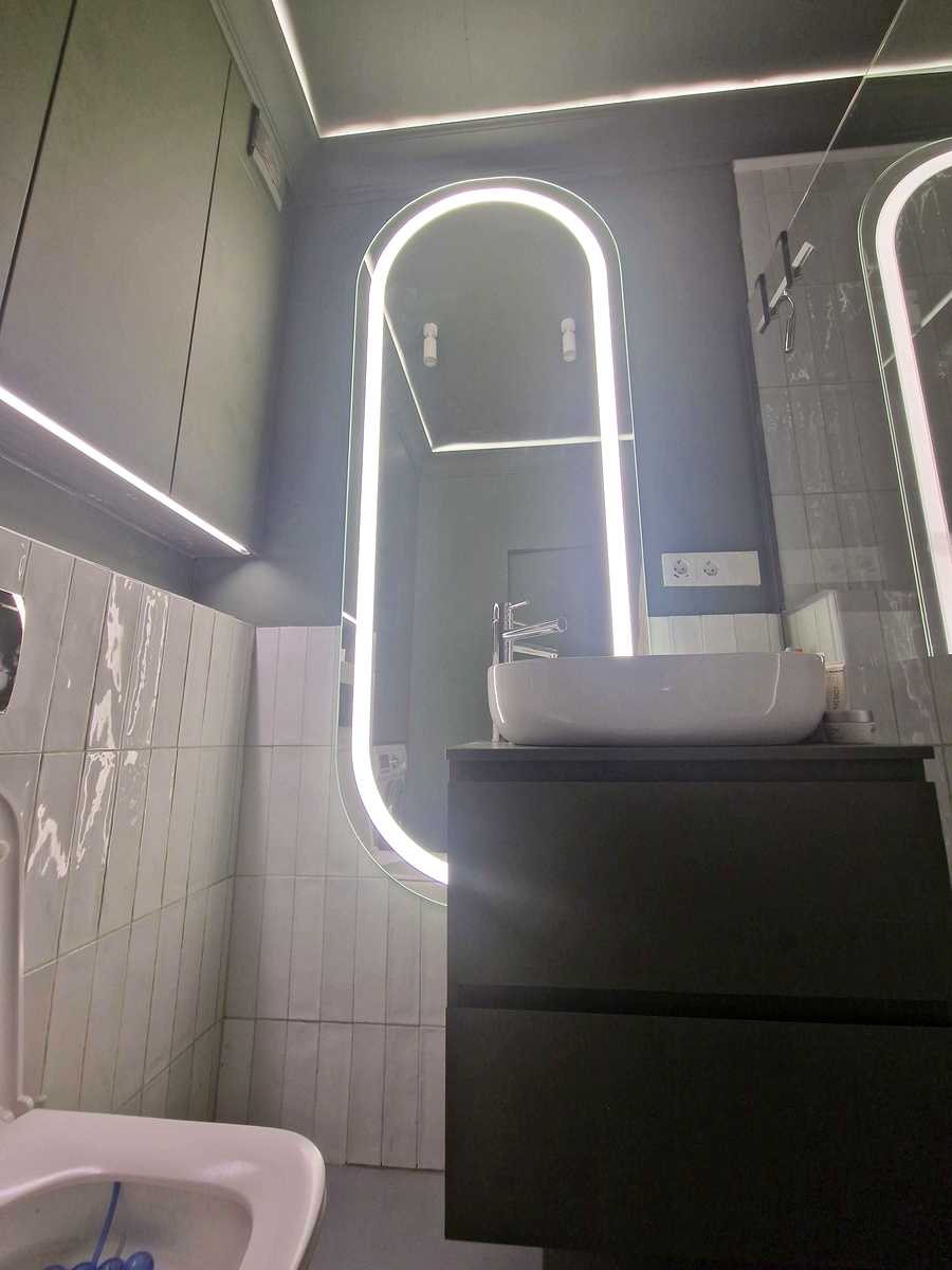 1878787256812729