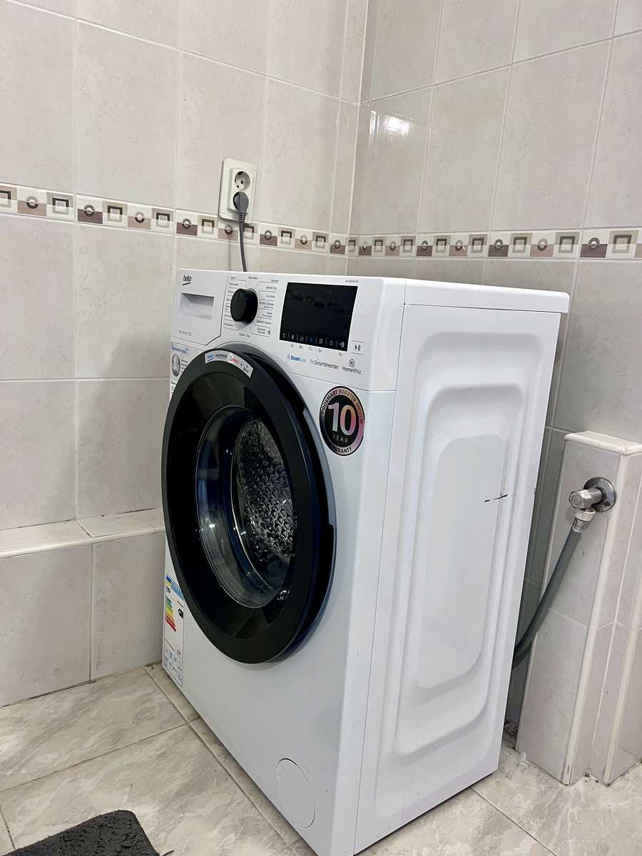 1878788566569886