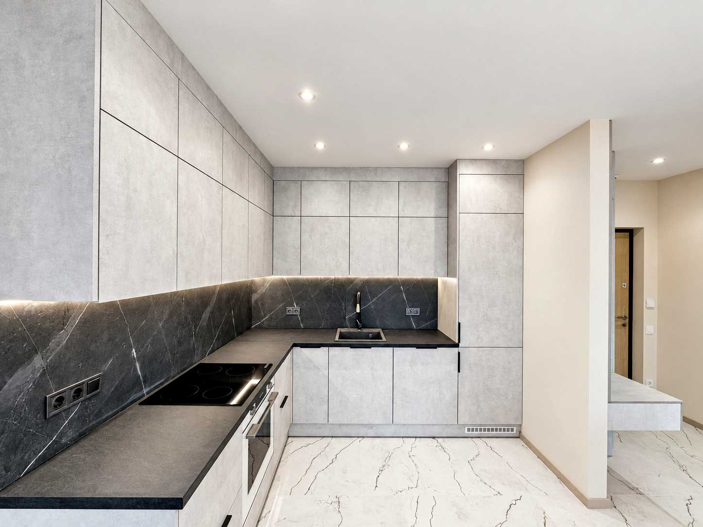 1878793945029586