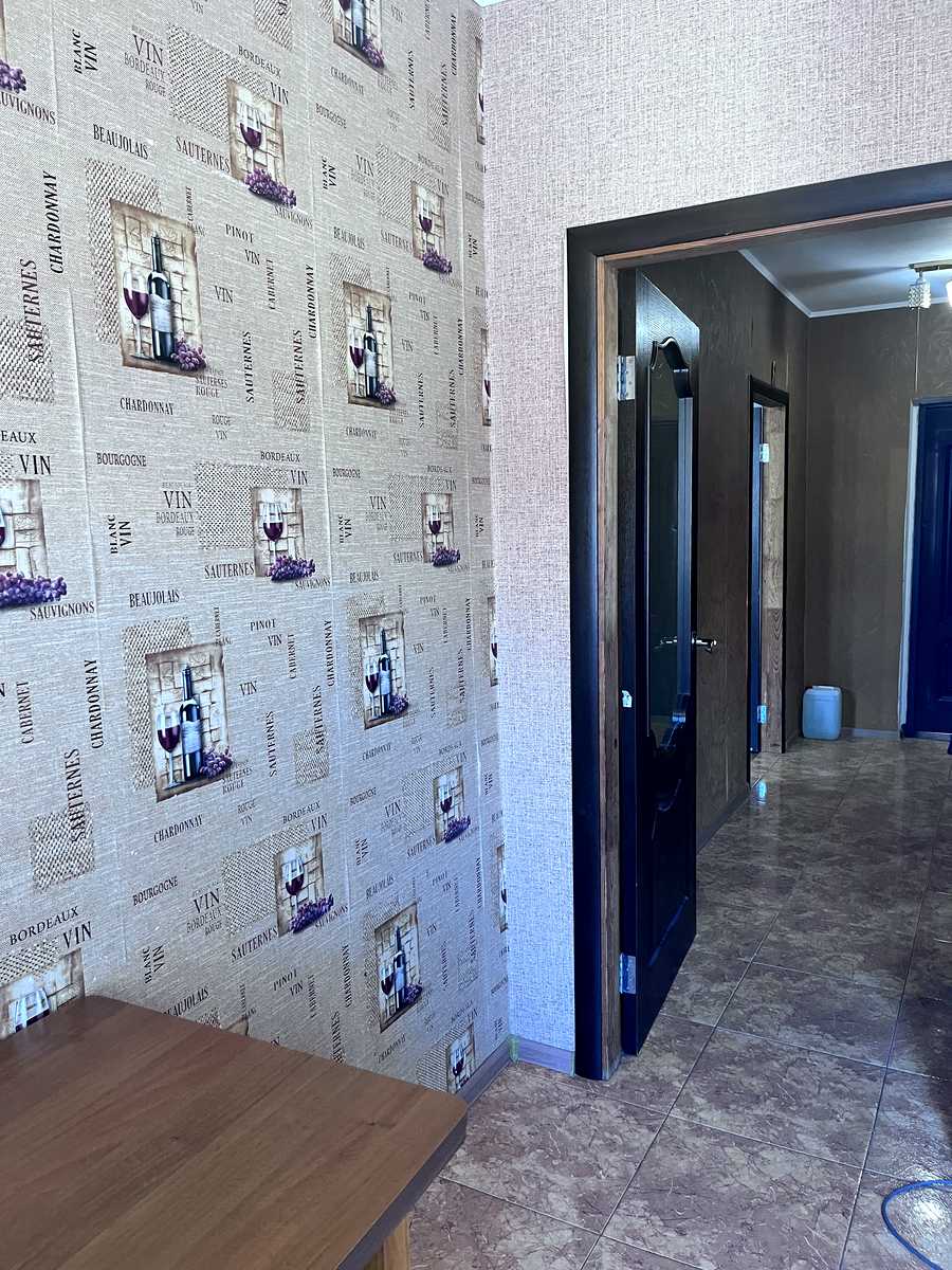 1878822746916292