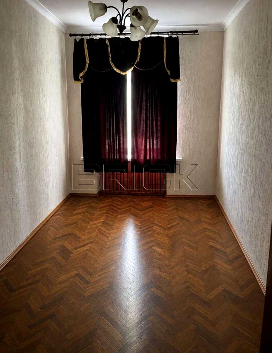 1878824867160538