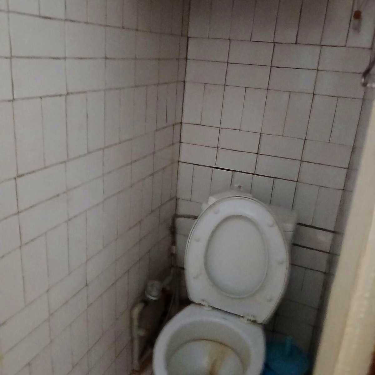 1878825205352187