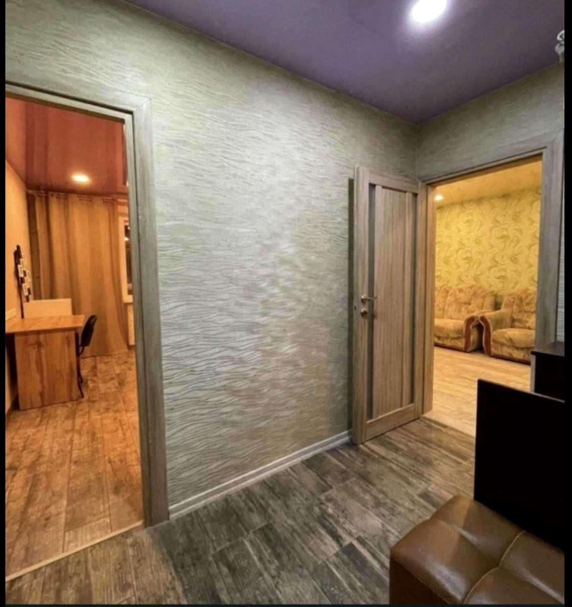 1878825683597749