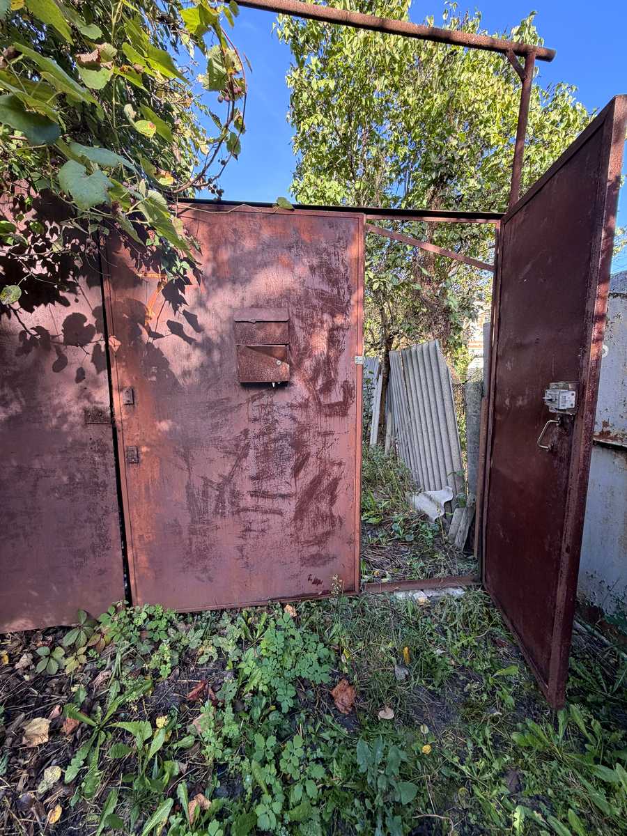 1878826355346652