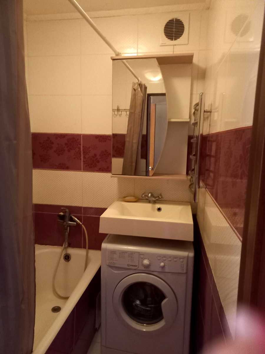 1878826815905426