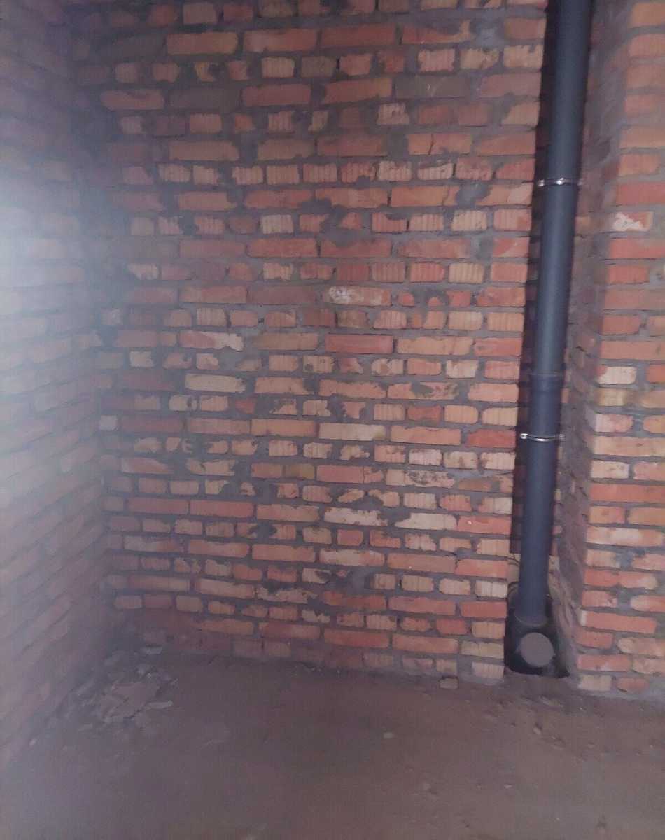 1878828838887778