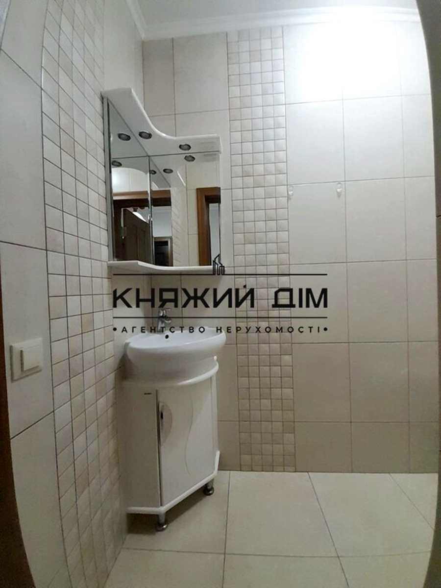 1878828908739221