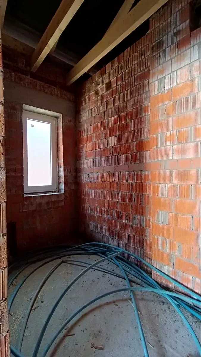 1878828972306522