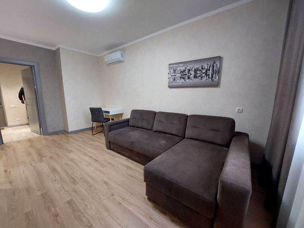 1878830442315795