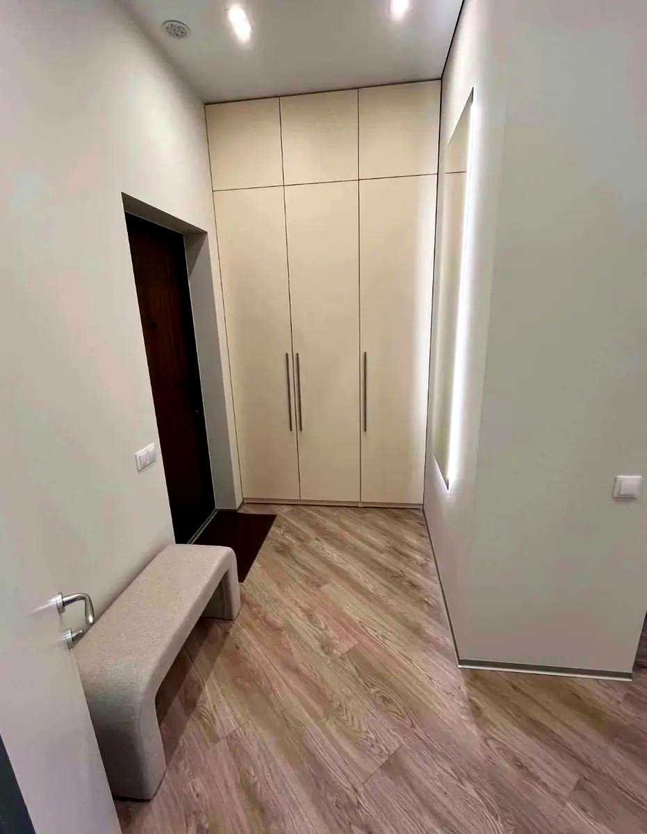 1878830450664419