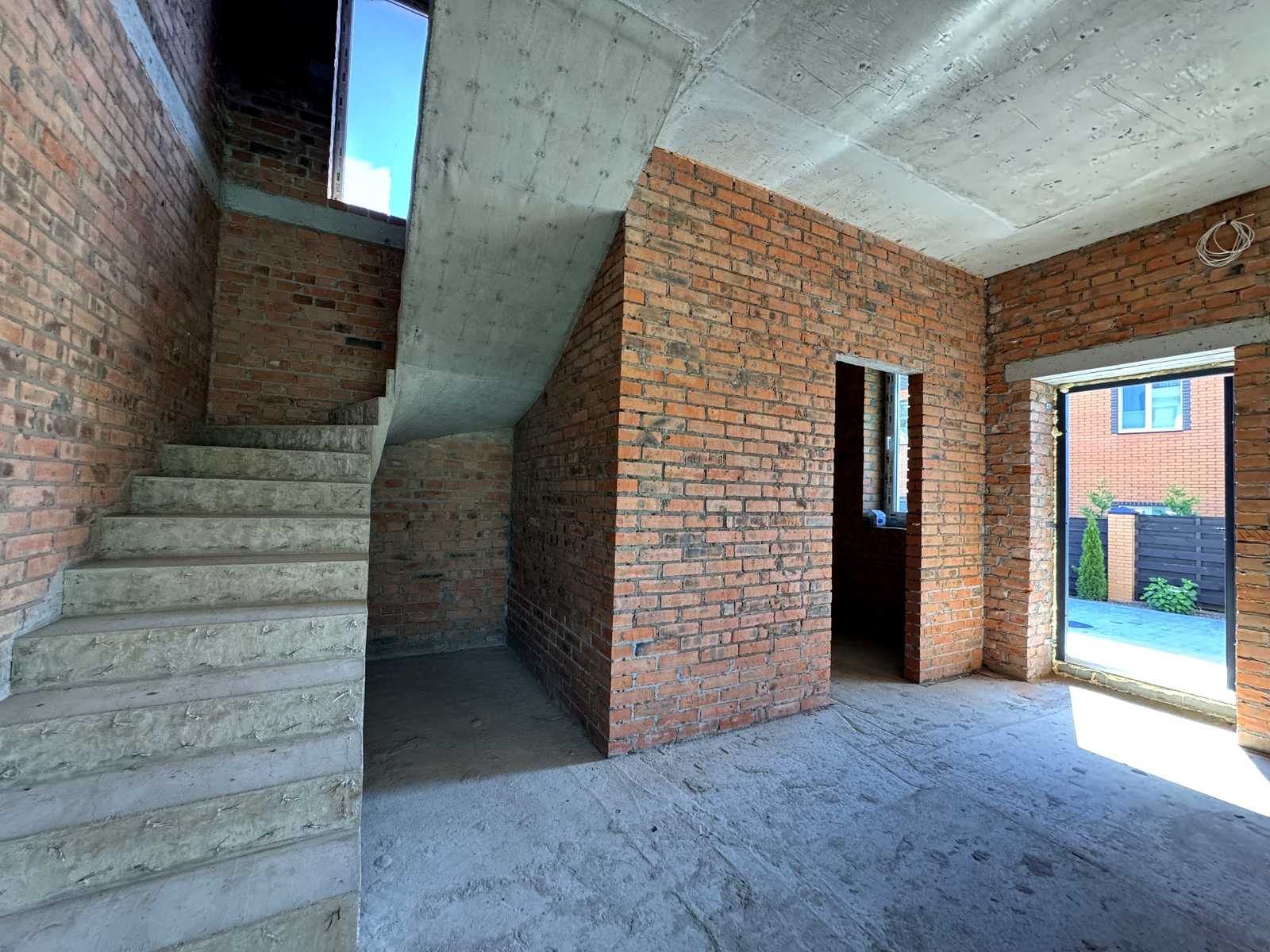 1878830516429855