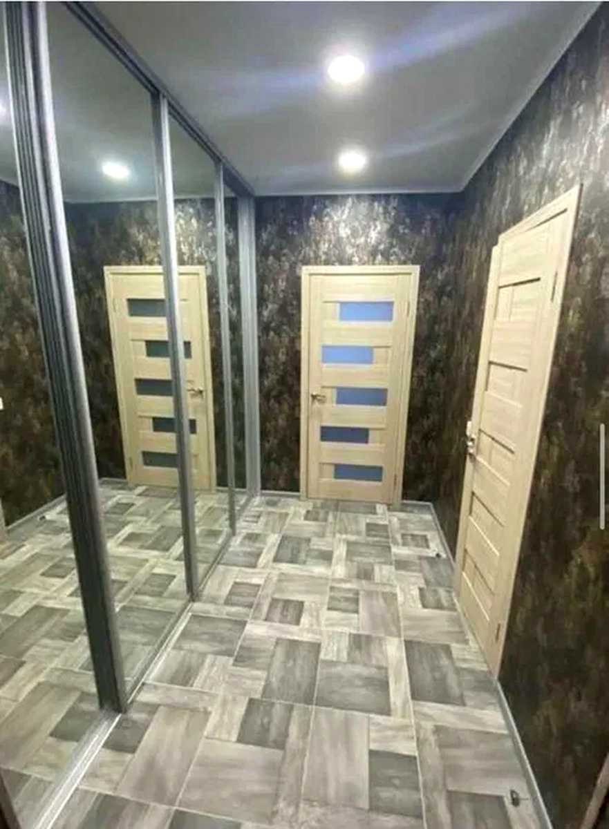 1878830524995132