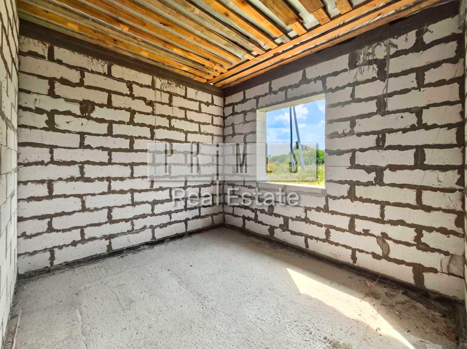 1878832469391472