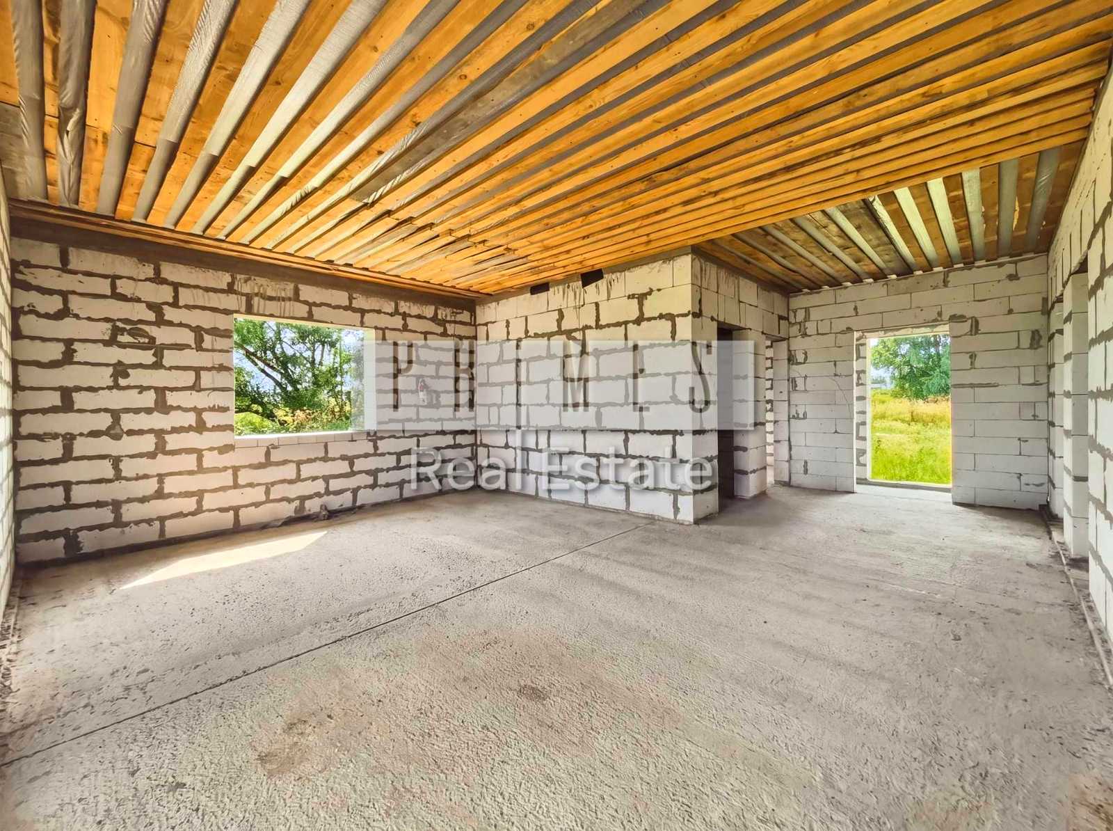 1878832469836578