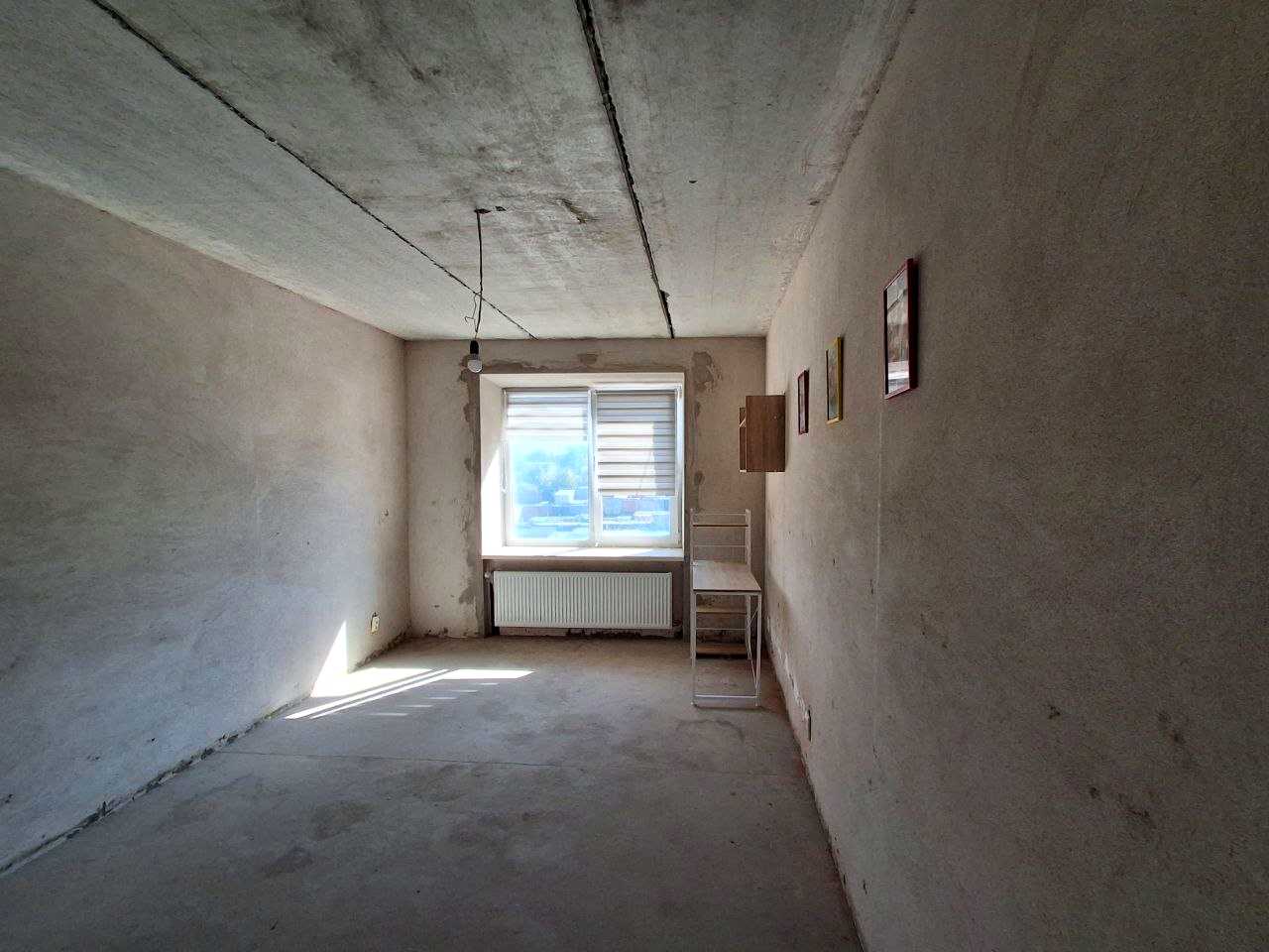 1878832654385608