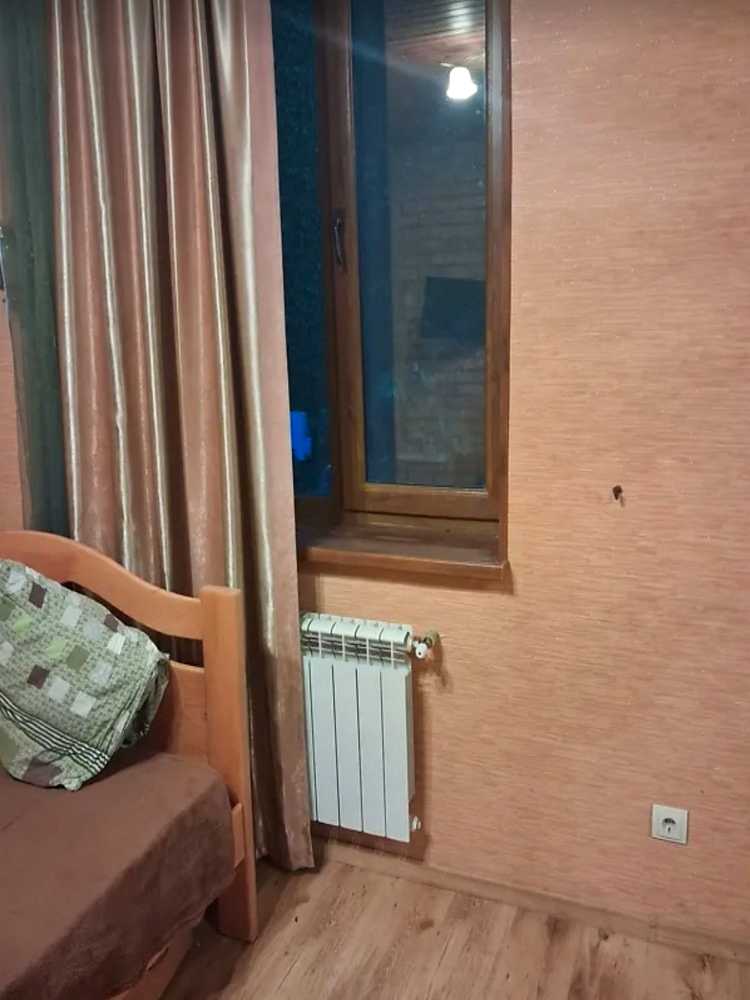 1878832794702101