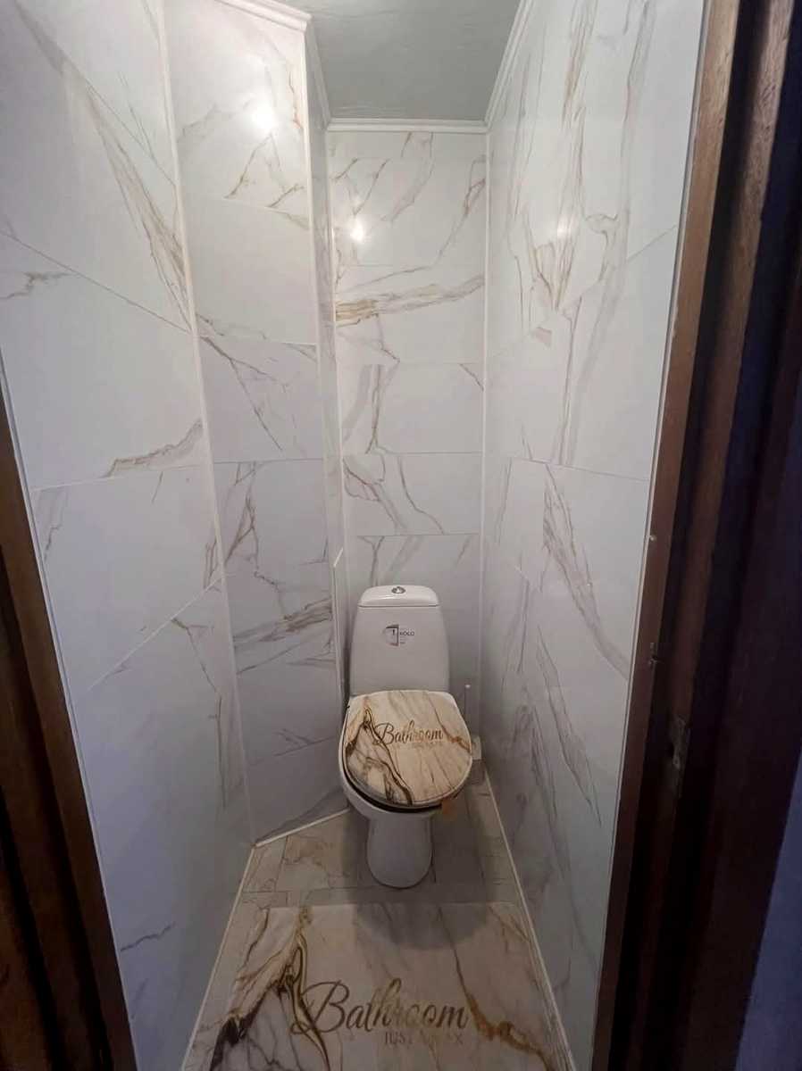 1878833092553435