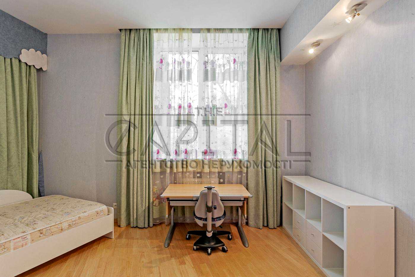1878833273890932
