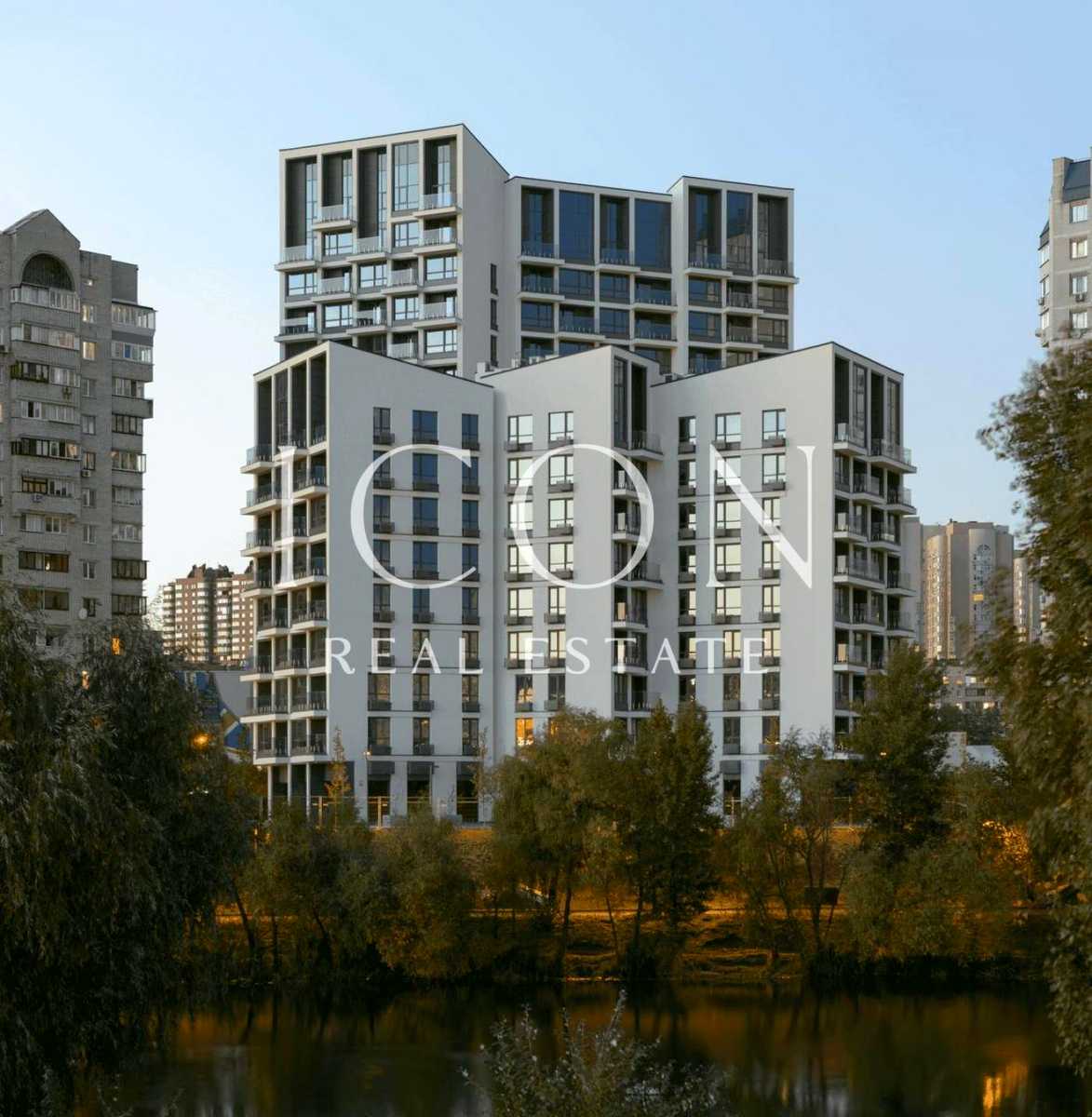 1878834056424592