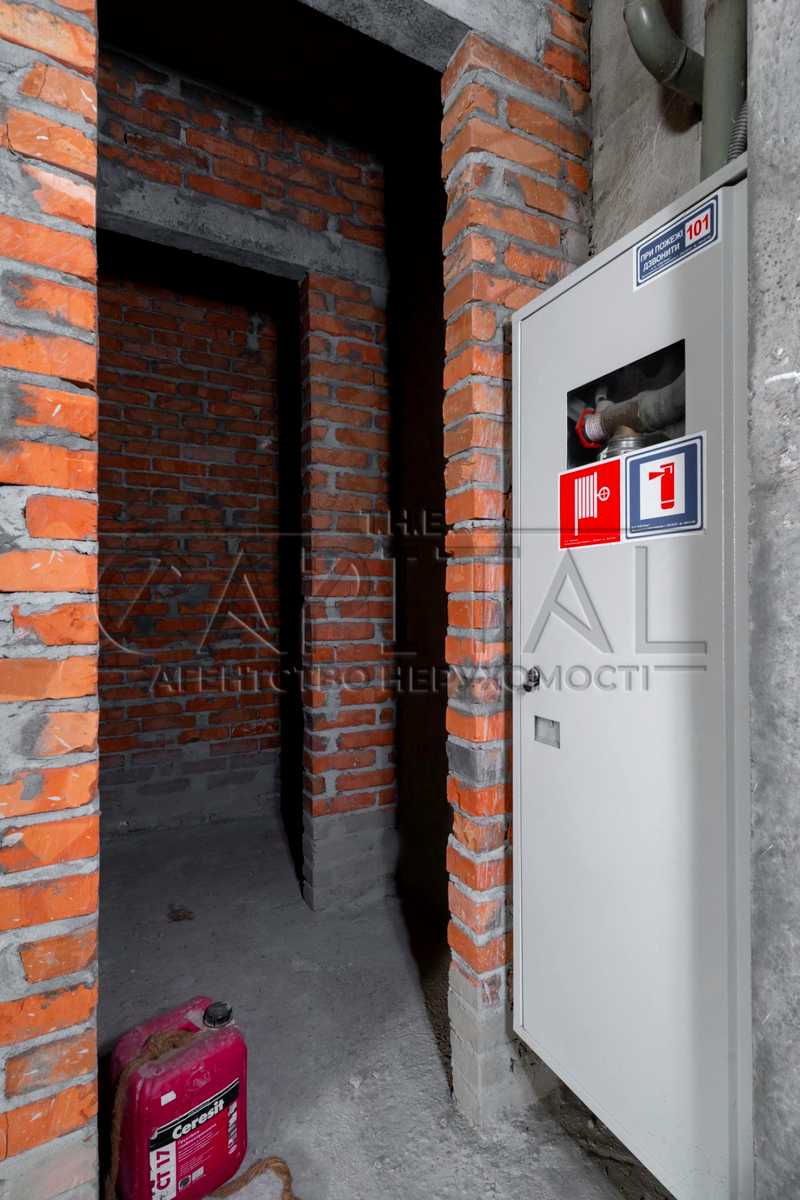 1878834444016733