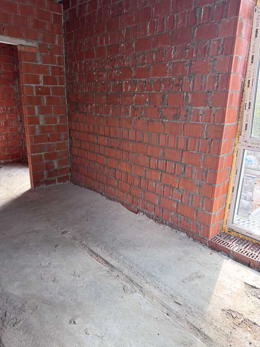 1878835042040233