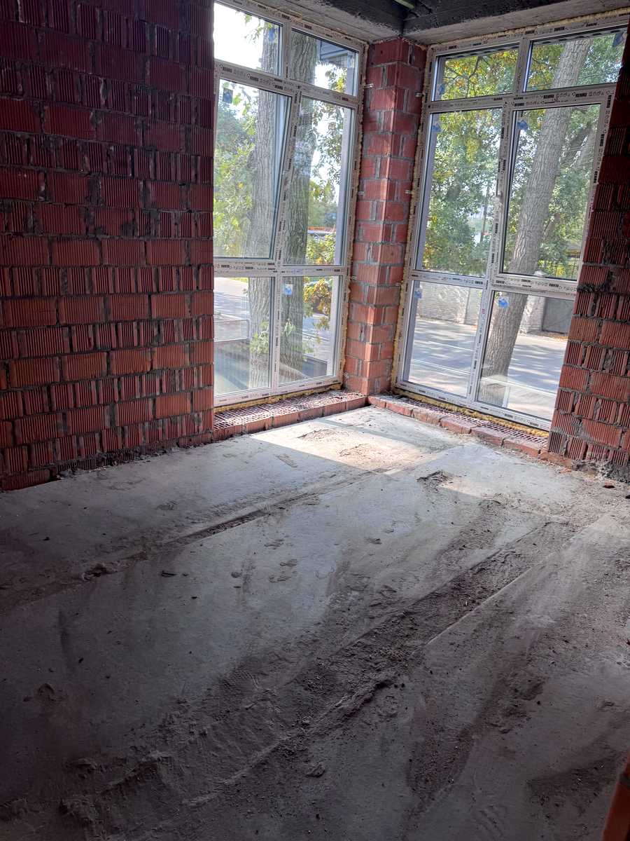 1878835044918294