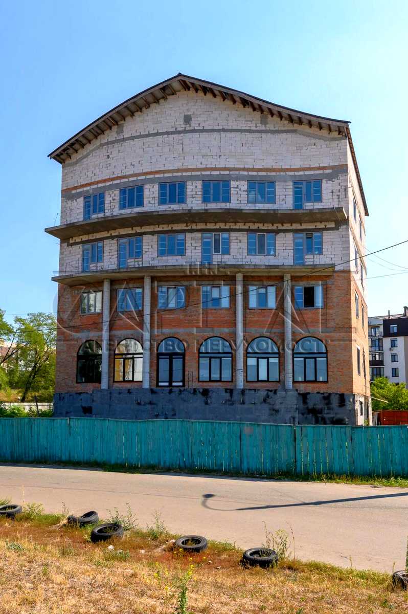 1878835112719653