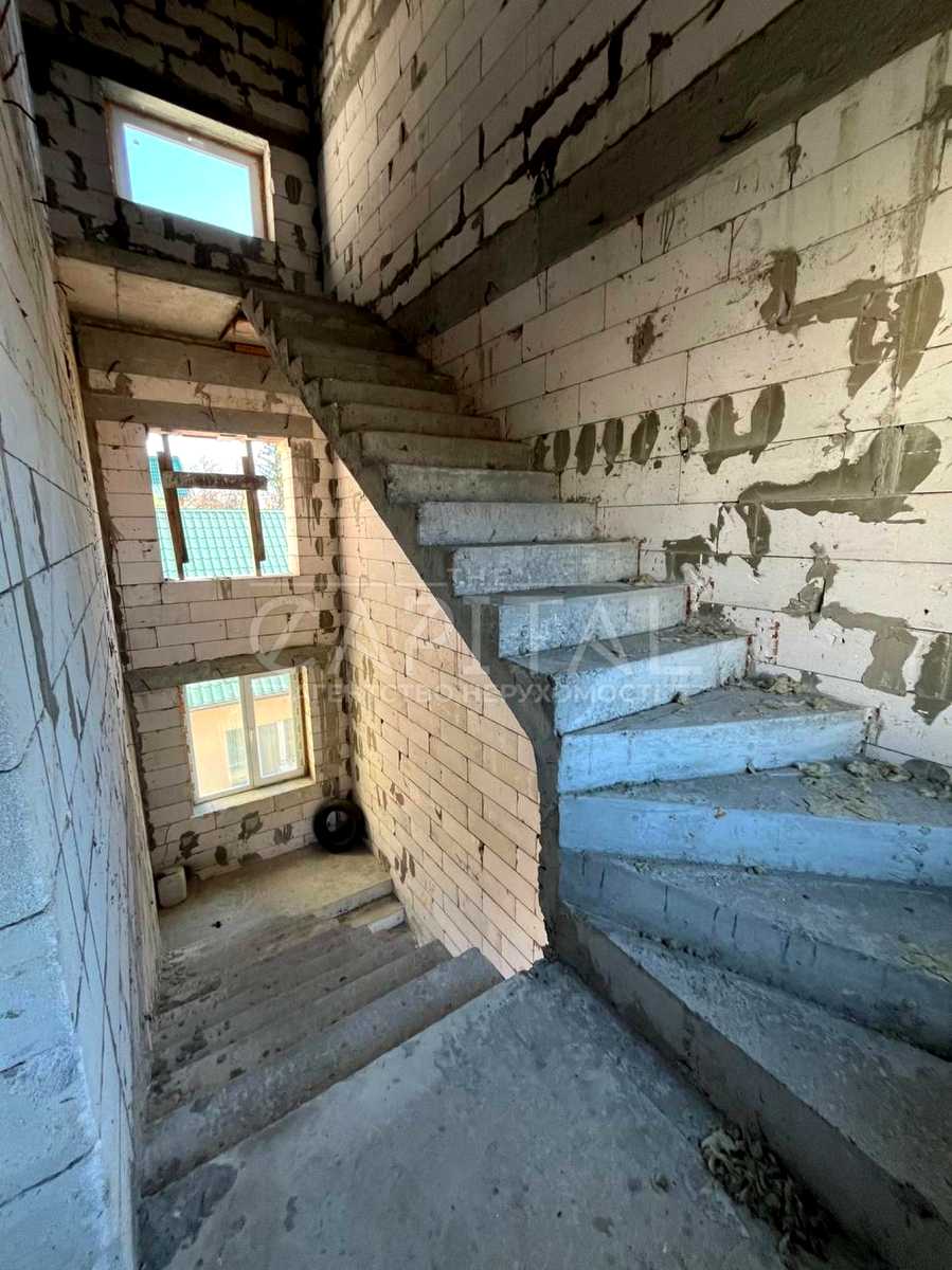 1878836515375543