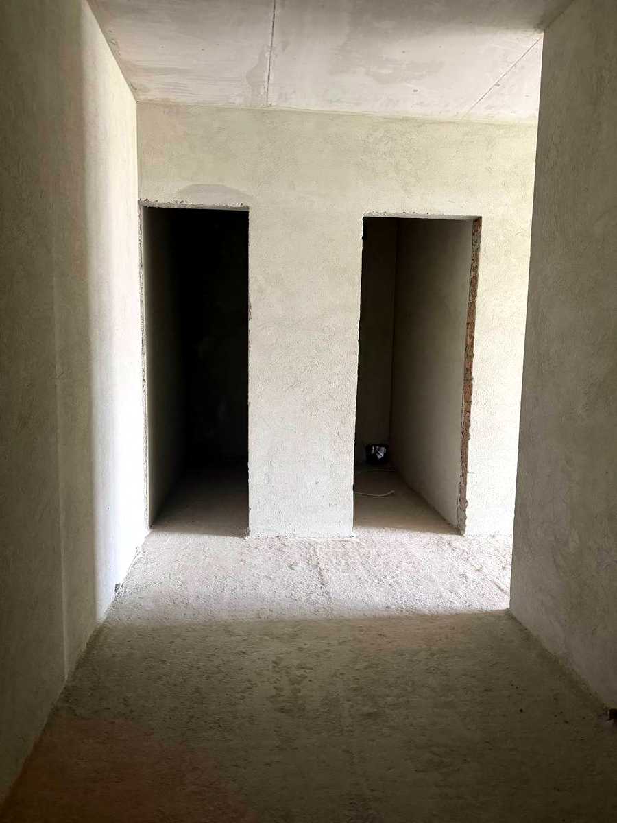 1878837130658658