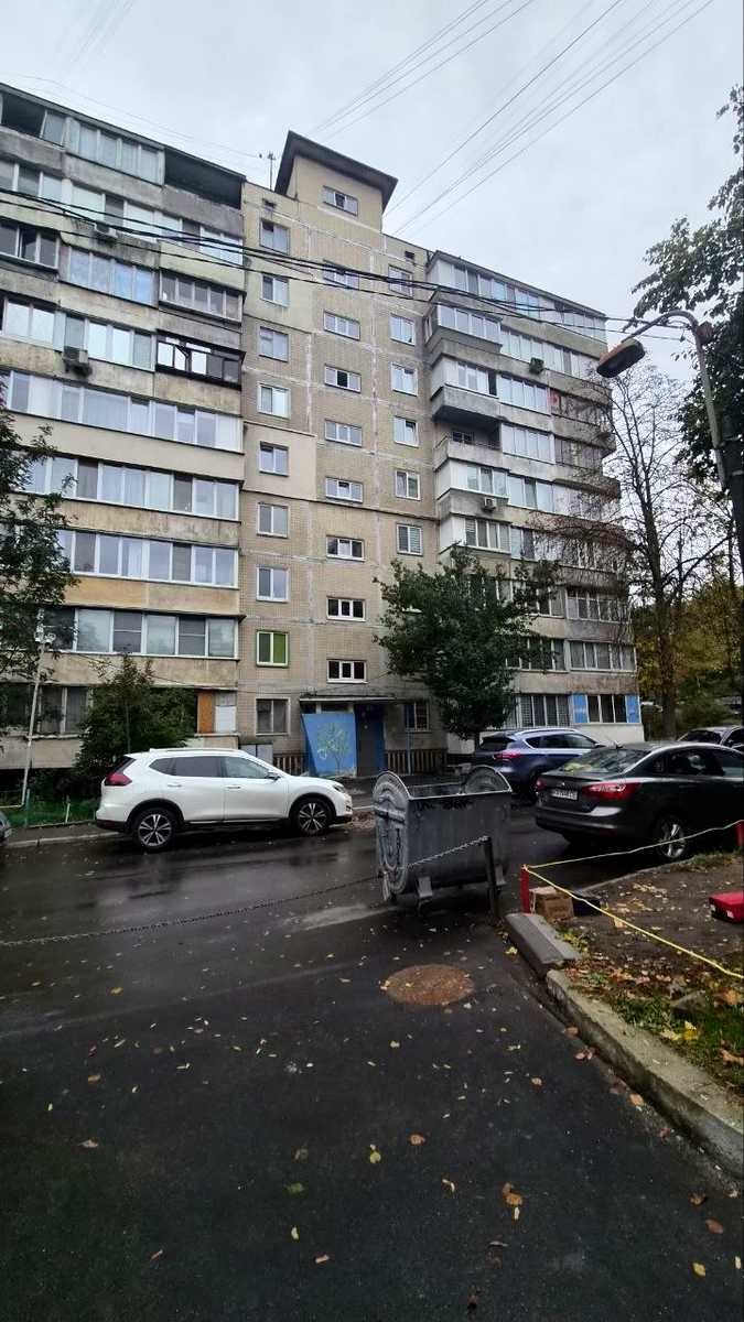 1878837863401453