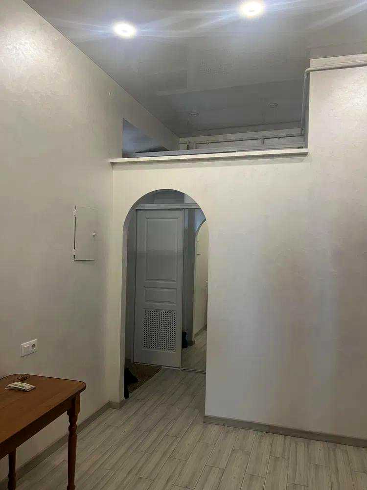 1878838096550031
