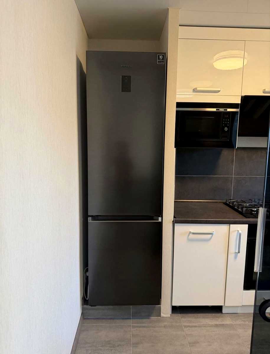 1878839444188852
