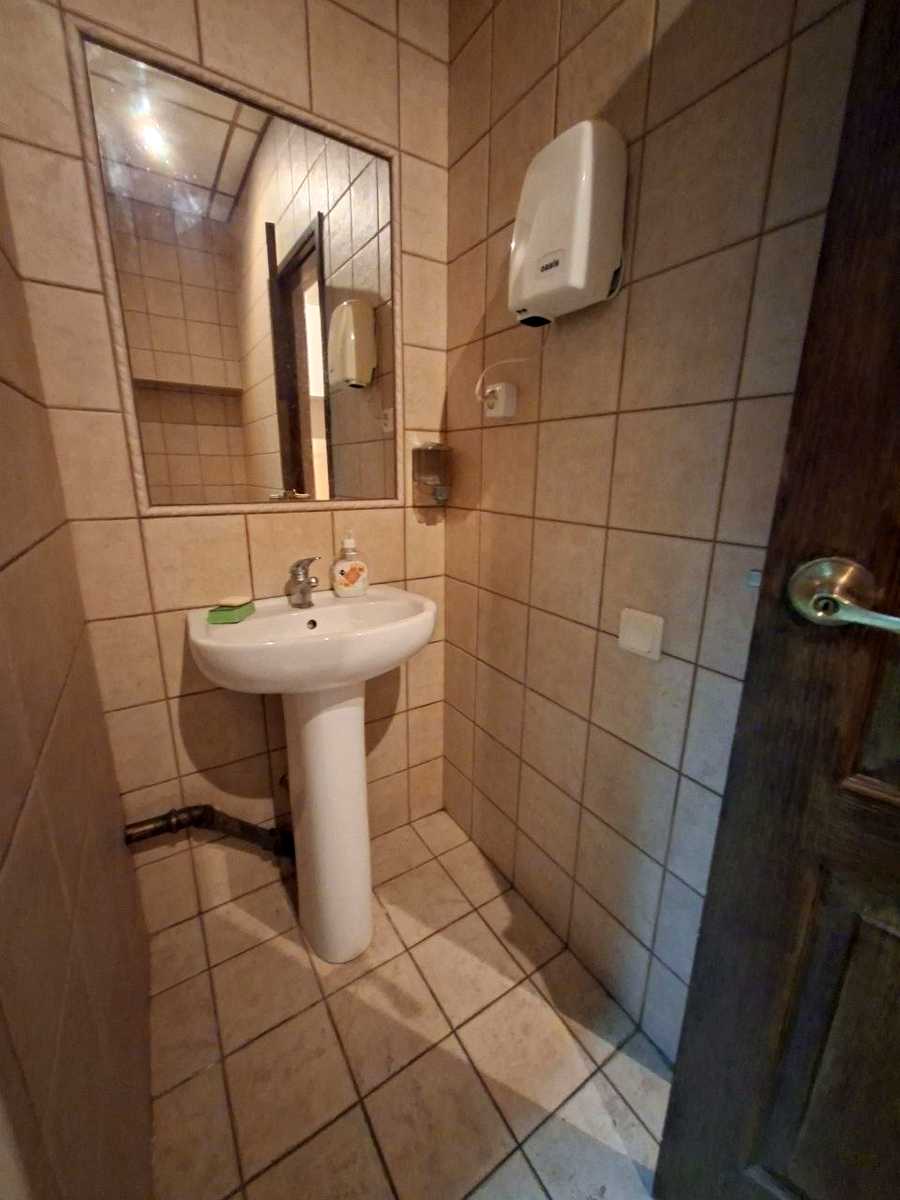 1878840036652111