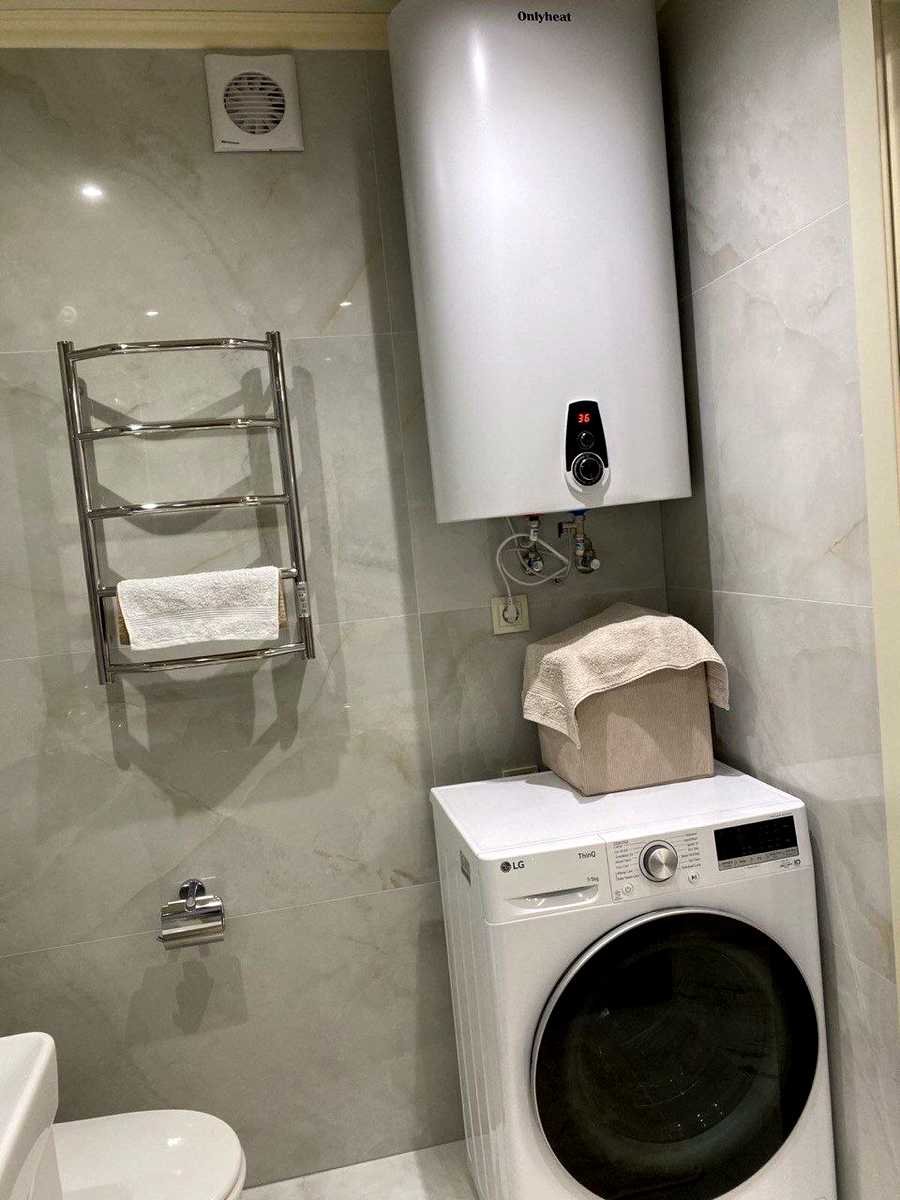 1878840065729476