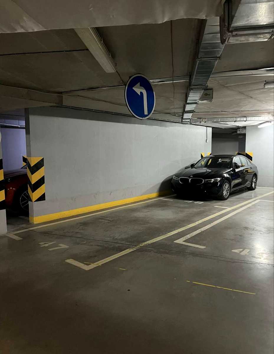 1878840536055869