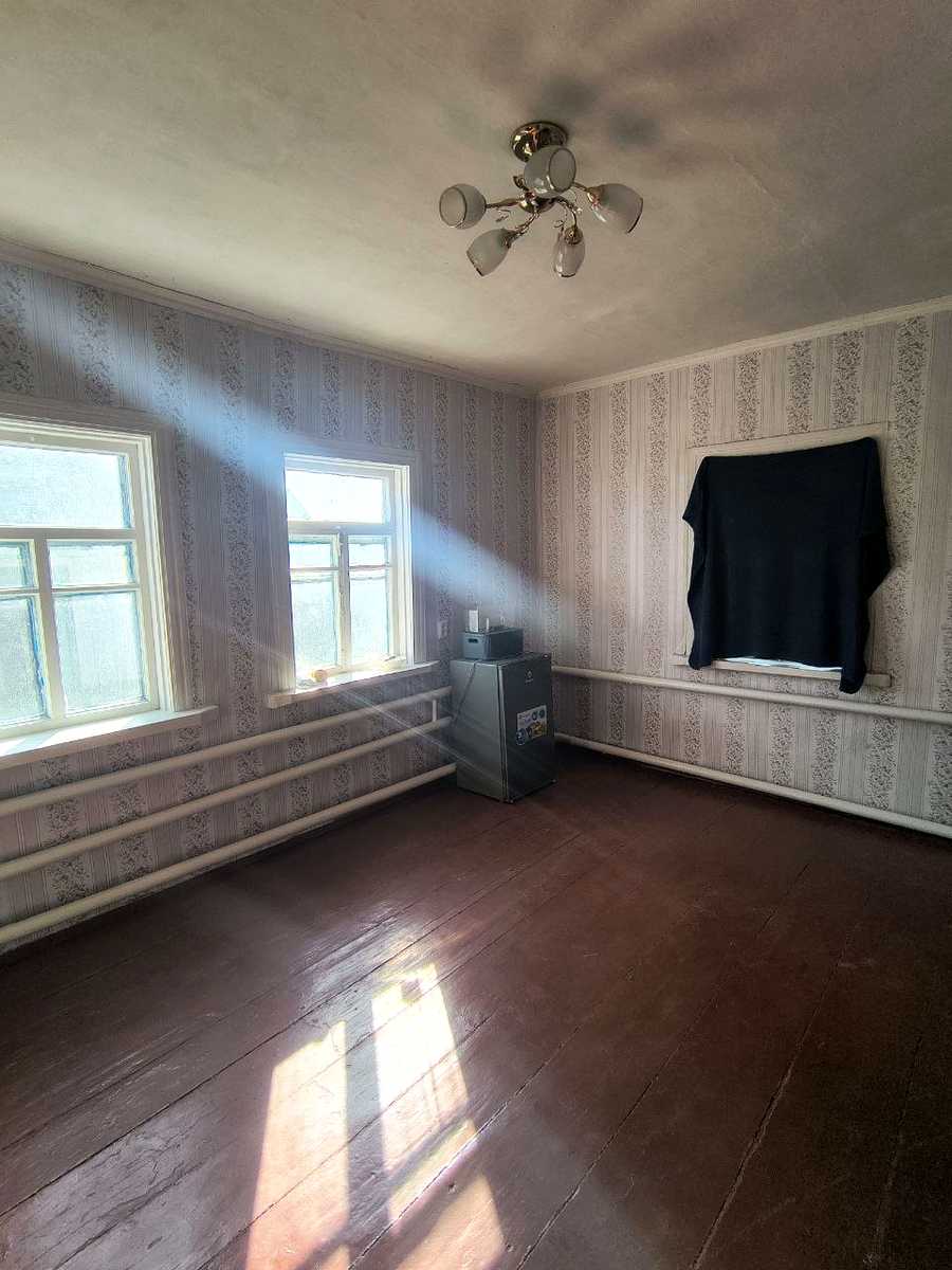 1878841063921667