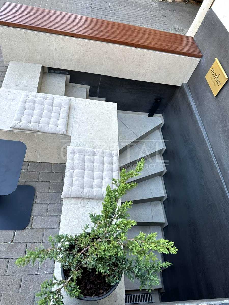 1878841926913809