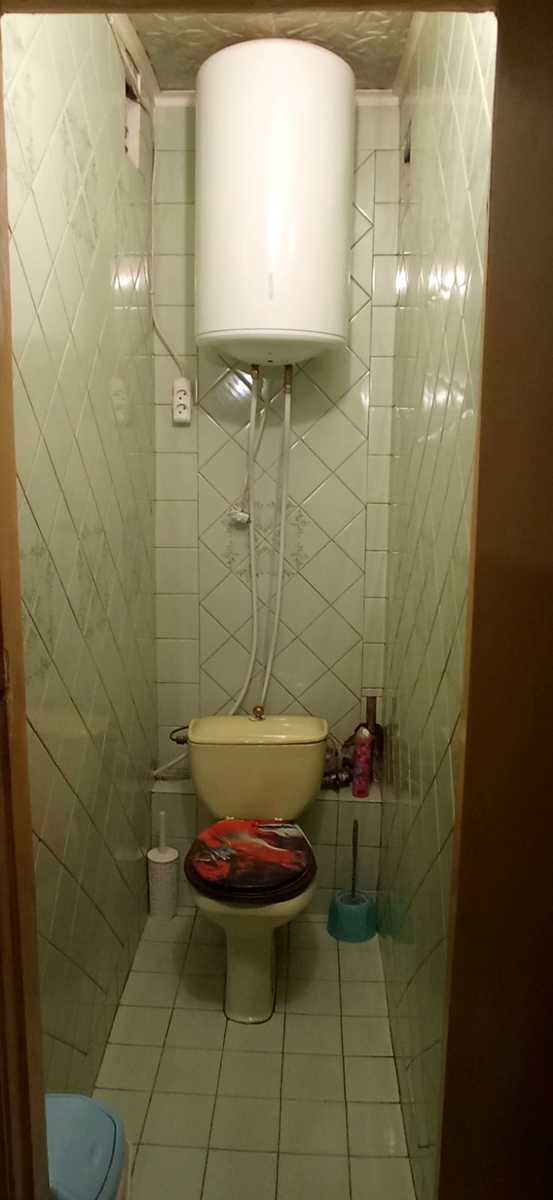 1878842467064893