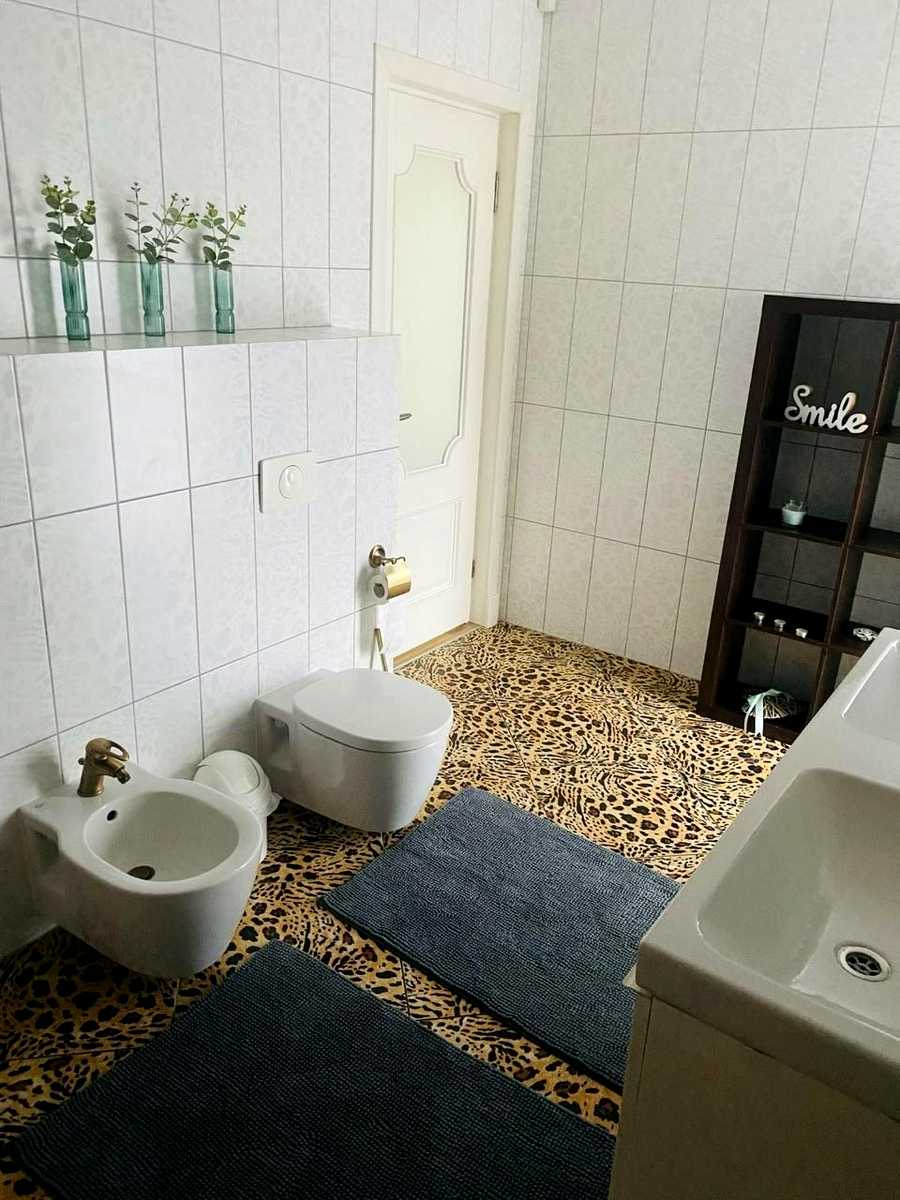 1878842584163601