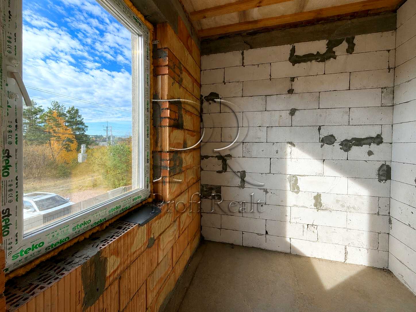 1878842589338360